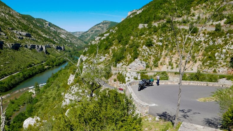 Road Trip et balade en moto le top des Gorges du Tarn