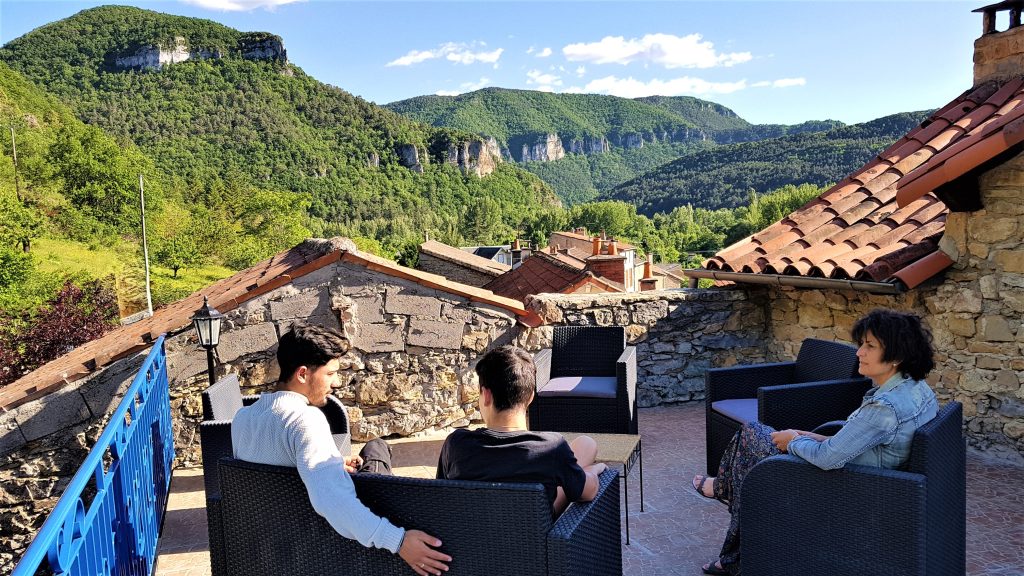chambre hotes avec terrasse panoramique gorges du tarn